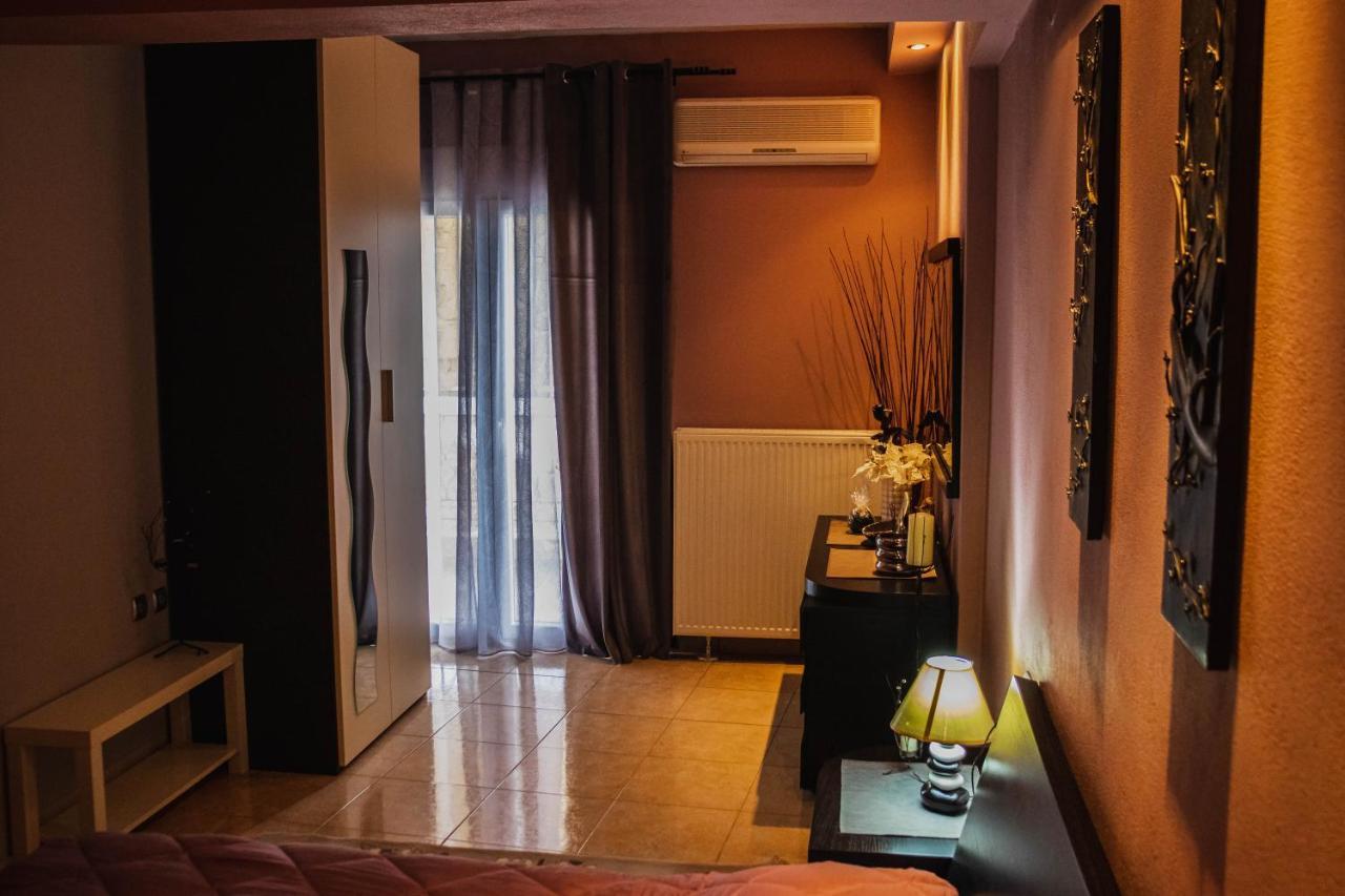 Bojana' S Luxury House Apartment Larissa Bagian luar foto