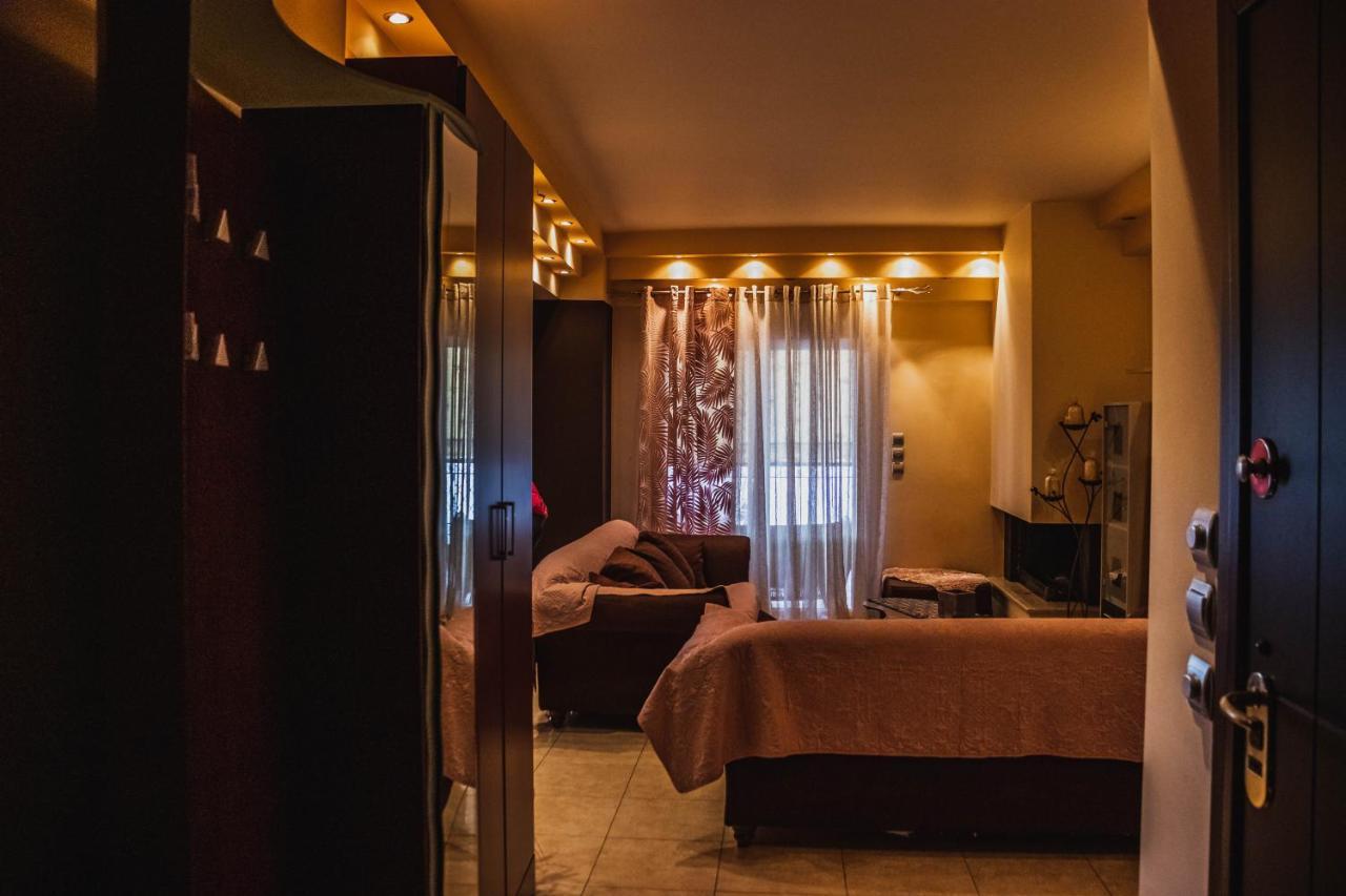 Bojana' S Luxury House Apartment Larissa Bagian luar foto